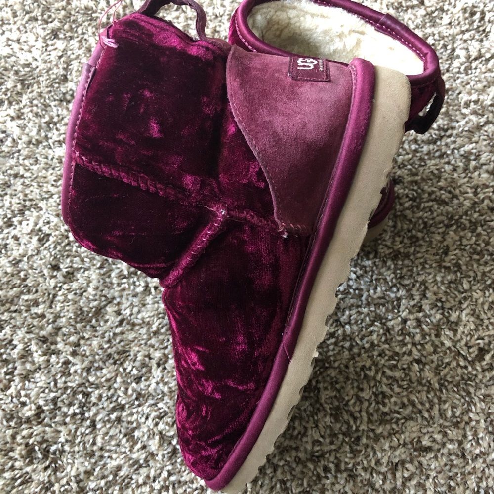 Red Velvet Uggs ‼️PRICE FOR THIS WEEKEND ONLY‼️